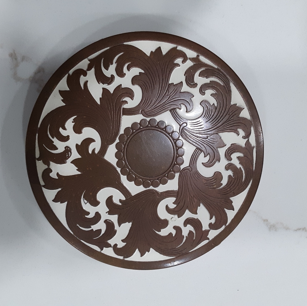 Vintage Metal (Brass) Powder Compact